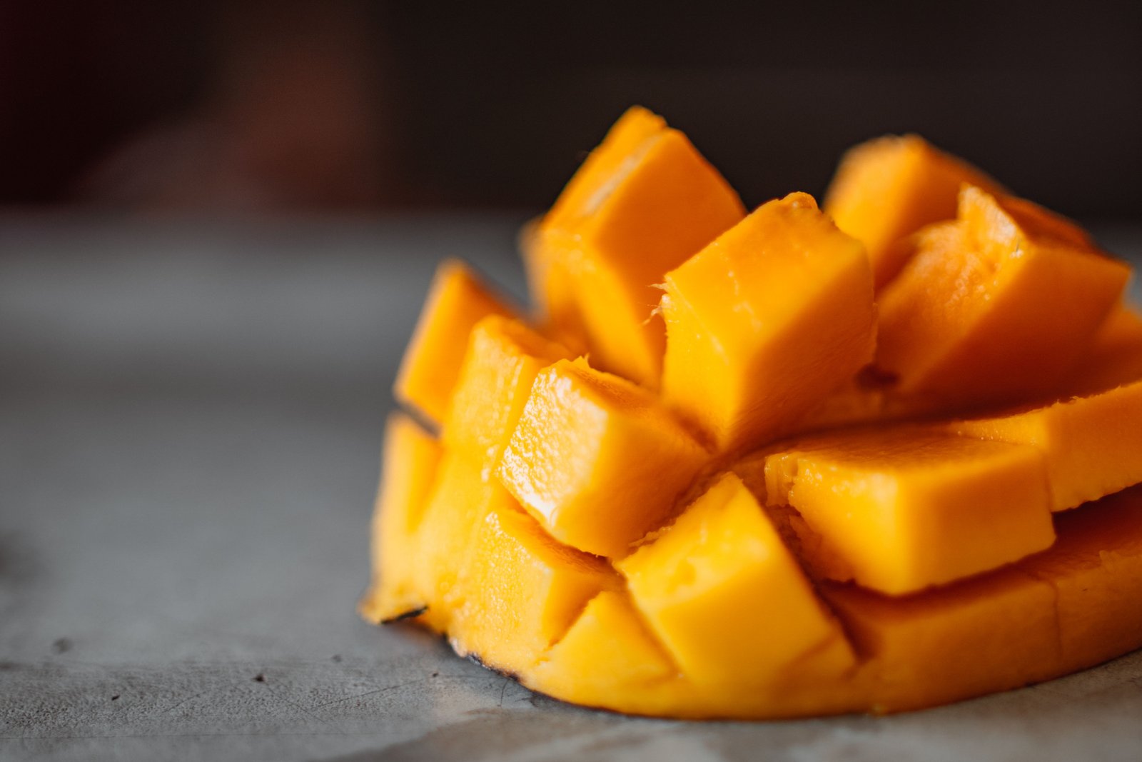 المانجو المجمدة (IQF Mango)